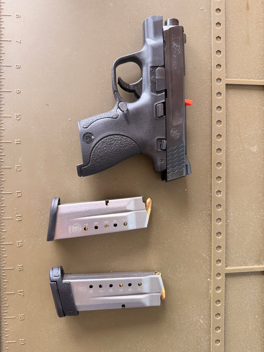 Smith & Wesson MP Shield 9mm